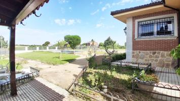 Urbis te ofrece un chalet en venta en Las Cecilias, Castellanos de Villiquera, Salamanca. photo 0