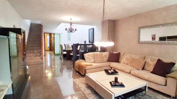 Urbis te ofrece un chalet adosado en venta en Monterrubio de Armuña, Salamanca. photo 0