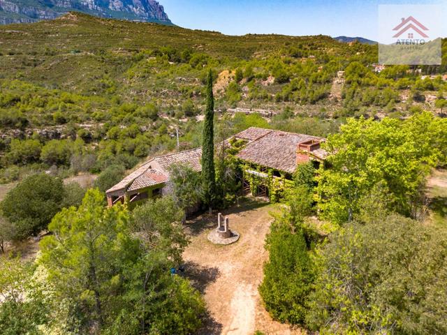 Masia cerca de Montserrat photo 0