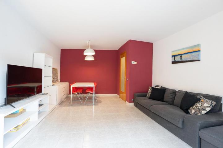 PISO EN VENTA EN SET CAMINS CON PKG Y TRASTERO!!! photo 0
