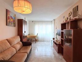 ¡Fantástico piso en la zona del Paseo Verdaguer! photo 0
