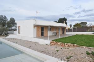 VENTA DE CHALET EN ALBERIC -URBANIZACION SAN CRISTOBAL photo 0