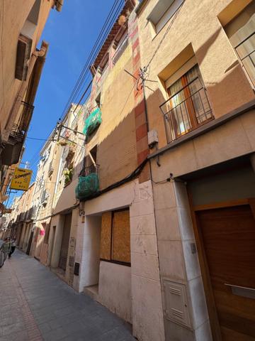 CASA PARA REFORMAR EN CENTRO SANT LLORENÇ SAVALL photo 0