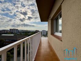 Sexta altura, esquinero y con sol todo el día: tu nuevo hogar en la Creu de Barberà photo 0