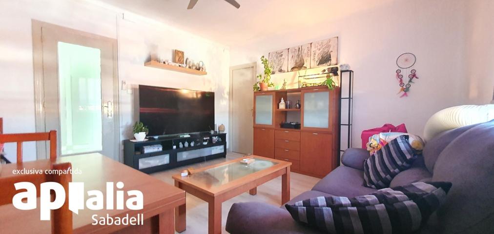 PISO DE 3 HABITACIONES EN LA CREU DE BARBERÀ photo 0