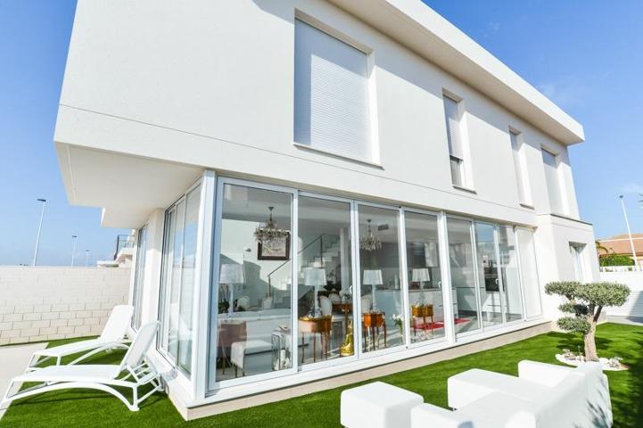 PROMOCIÓN DE VILLAS EN GRAN ALACANT DESDE 575.085€ photo 0