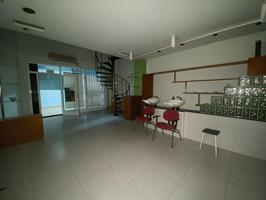 LOCAL COMERCIAL EN EL CENTRO DE ALICANTE photo 0