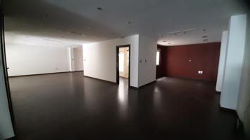 LOCAL COMERCIAL EN NOVELDA, ALICANTE (INMUEBLE EN SUBASTA) photo 0