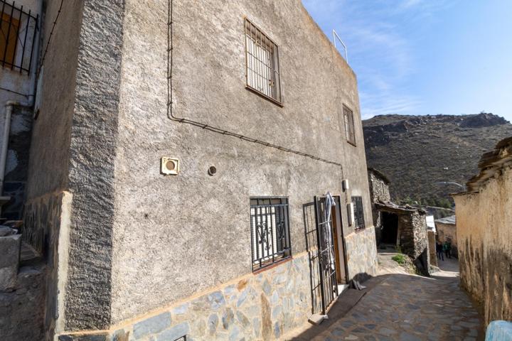 ENCANTADORA CASA EN VELEFIQUE photo 0