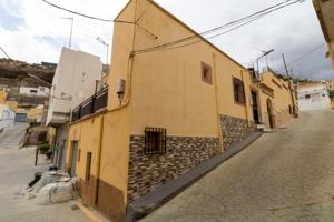 CASA EN GÁDOR photo 0