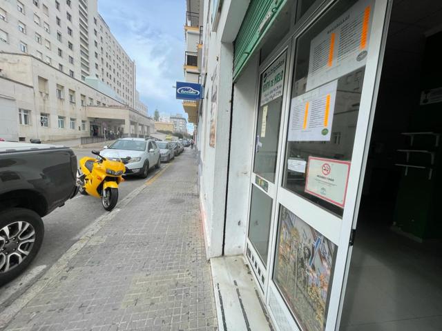 Local photo 0