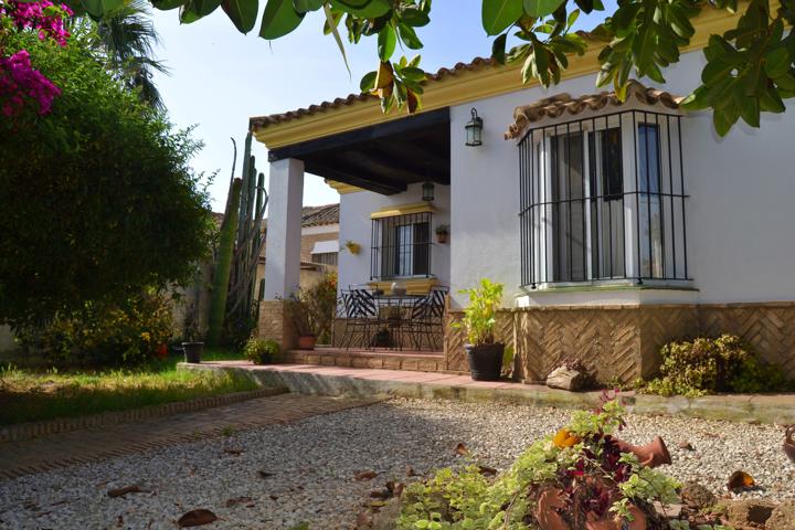 Chalet en Carboneros photo 0