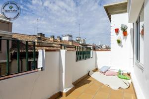 A la venta ático de 96 m2 con terraza de 8 m2 en C- Espoz y Mina photo 0