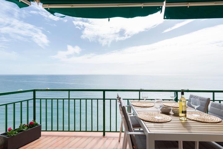 IMPRESIONANTE APARTAMENTO EN PRIMERA LINEA DE PLAYA photo 0