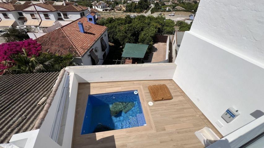 Casa adosada en venta en Alhaurín el Grande photo 0