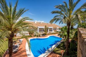 Adosado 3 Dorm. con Vistas al Golf en La Cala – Jardín Privado y Piscina photo 0