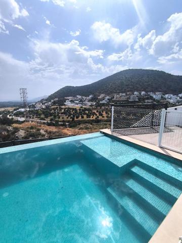 Casa En venta en Coín, Coín photo 0