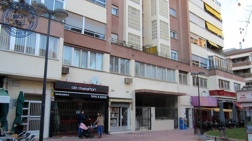 LOCAL ENTRESUELO CON OFICINAS FRENTE PLAZA DOCTOR MARAÑÓN photo 0