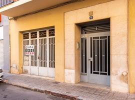 COCHERA CON BAÑO EN EL CENTRO DE VILA-REAL photo 0