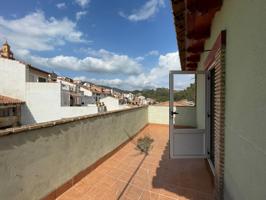 ADOSADO EN CONSTRUCCIÓN CON CUATRO DORMITORIOS Y TERRAZA photo 0