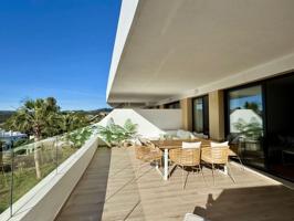 Piso En venta en Parque Central, Estepona photo 0