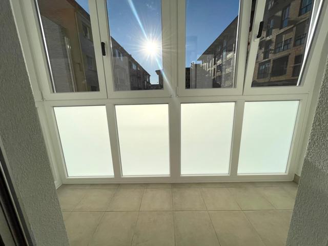 Funcional piso en edif con fachada recién hecha photo 0