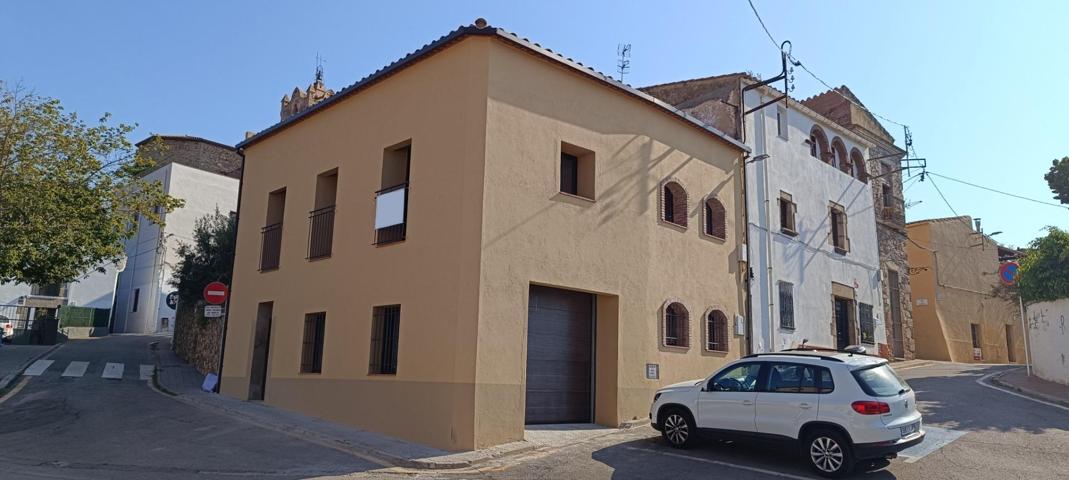 Casa renovada totalmente en la Av. en Calonge pueblo, espaciosa y luminosa photo 0