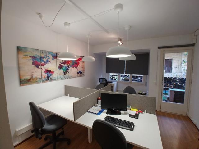 Coworking Palamos. Centro de Negocios. Despachos-oficinas, puestos de trabajo Asesoram emprendedores photo 0