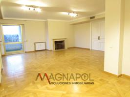 Piso en alquiler recién REFORMADO photo 0