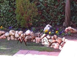 Estupendo Bajo con Gran Jardín en VENTA en El Soto de La Moraleja photo 0