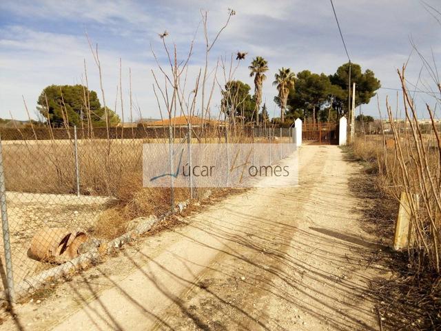 Terreno en venta en Caudete photo 0