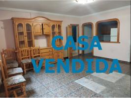 Casa en venta en Caudete photo 0