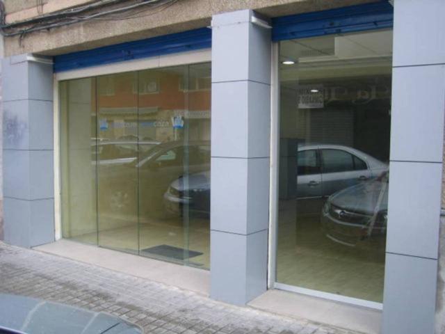 Local comercial en alquiler photo 0