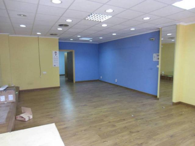 Local comercial en venta photo 0