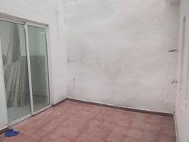Local comercial en alquiler photo 0