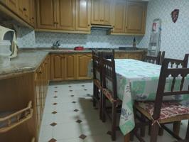 Se vende piso en plaza Madrid photo 0