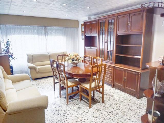 Piso en venta con Ascensor y posibilidad de Garaje photo 0