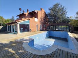 IMPRESIONANTE TORRE CON PISCINA PRIVADA photo 0