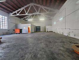 NAVE EN RECINTO CERRADO CON VIGILANCIA photo 0