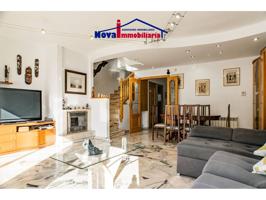 Espectacular Casa Adosada única en la zona photo 0