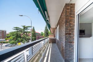 Piso En alquiler en Alcala Junto Arturo Soria, Madrid photo 0