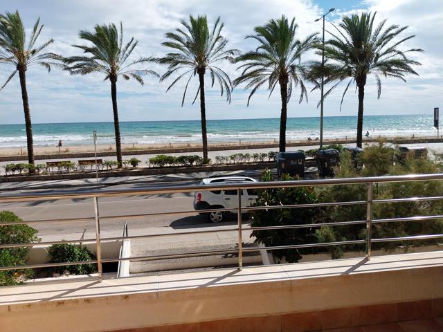 FRONTAL AL MAR photo 0