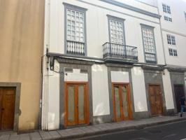 Casa En venta en Calle Reyes Católicos, 0, Vegueta - Triana, Las Palmas De Gran Canaria photo 0
