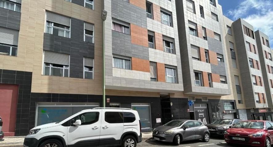 Piso En venta en Calle Malvasía, 0, Ciudad Alta, Las Palmas De Gran Canaria photo 0