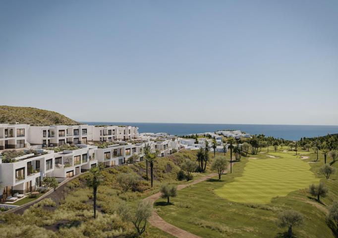 Vistas panorámicas al mar Mediterráneo en resort en primera línea de playa photo 0