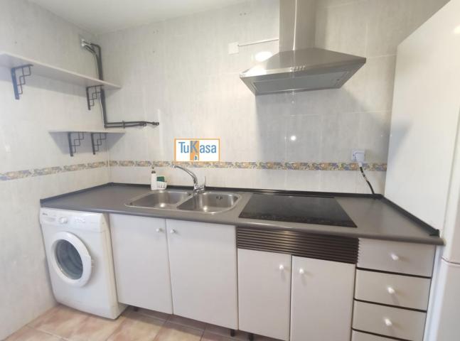 Piso Ideal pareja joven trabajadora photo 0