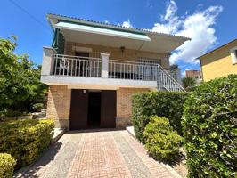 Casa a la venta en Calafell photo 0