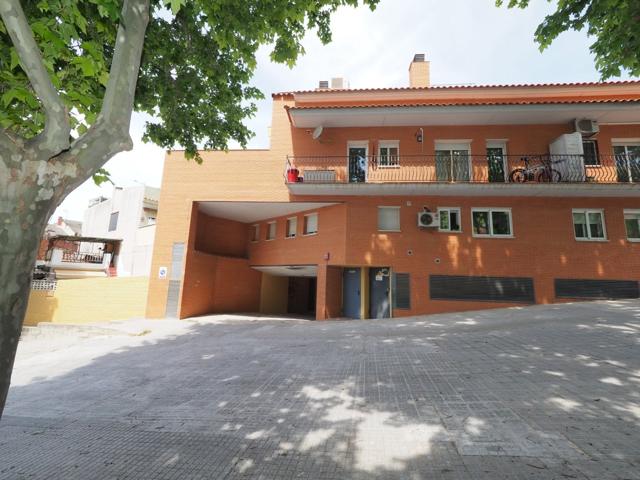 SE VENDEN PLAZA DE PARKING EN RUBI, ZONA CAN ORIOL photo 0