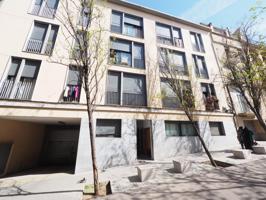 SE VENDE PISO EN MANRESA, ZONA ESCODINES photo 0