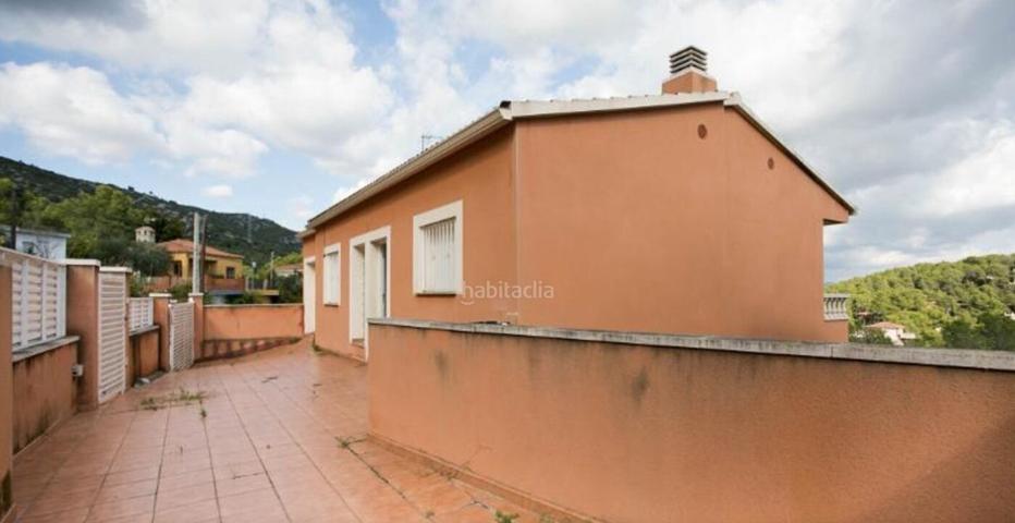 SE VENDE CASA EN CANYELLES photo 0